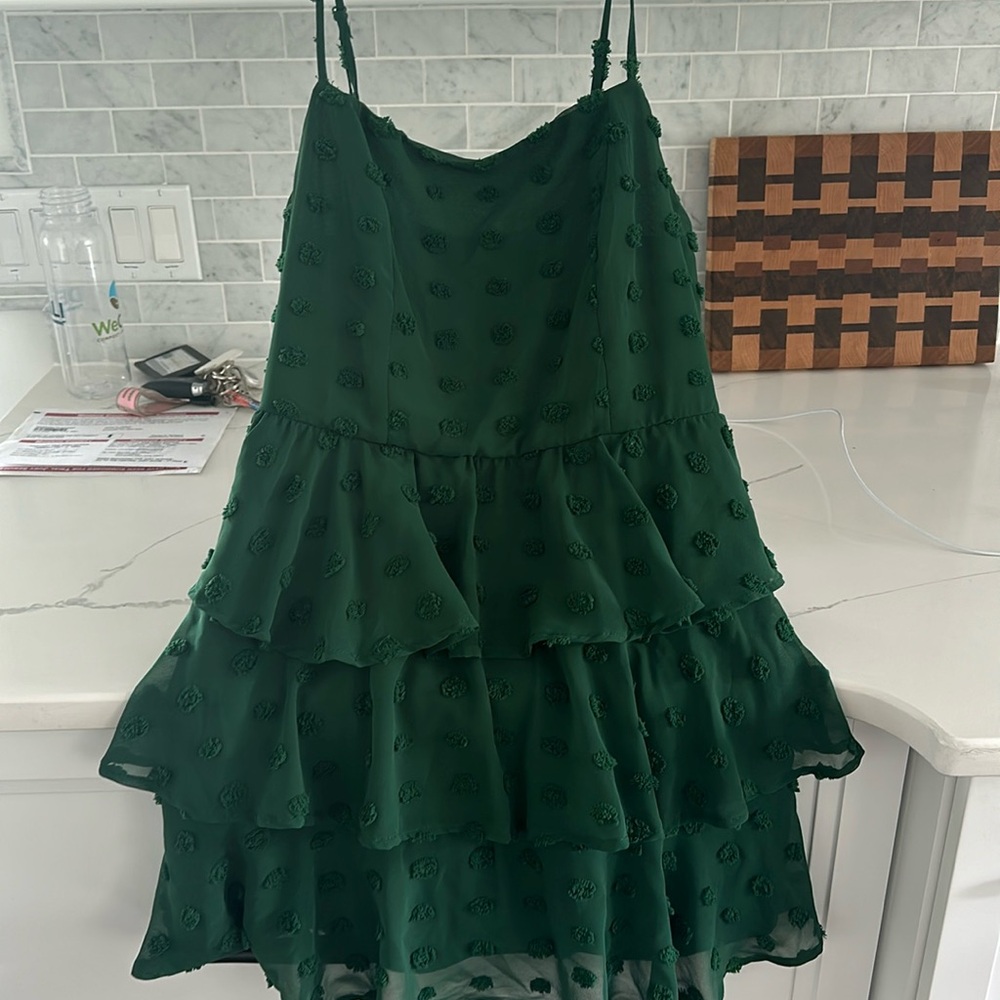 Green ruffle dress size L